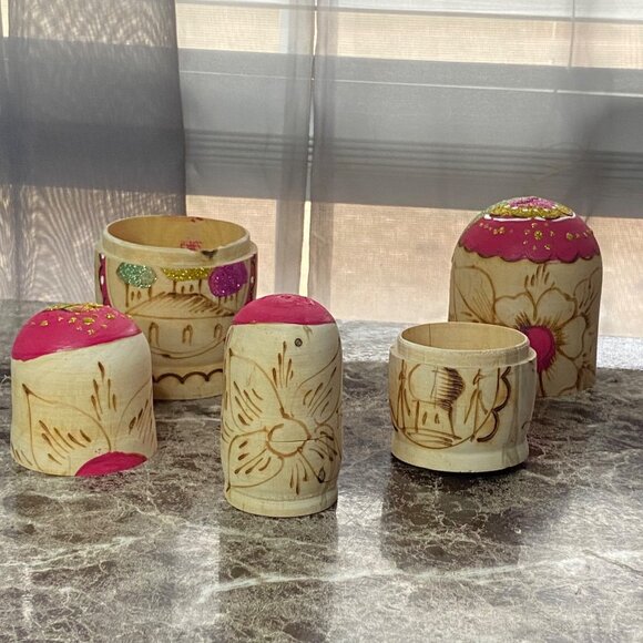 Vintage Russian Matryoshka Nesting Doll Set Hand-Painted Wood Folk Art 6 Piece C - Picture 16 of 16